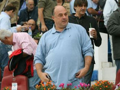 «Γελοιοποιούν τους θεσμούς αυτές οι αποφάσεις»