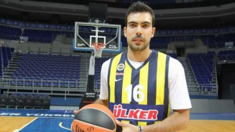 Ομπράντοβιτς: «Θα κάνει το επόμενο βήμα στη σπουδαία καριέρα του ο Σλούκας»