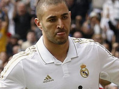 Ρεάλ: Με τους Μπενζεμά και Βαράν στο «Άνφιλντ»