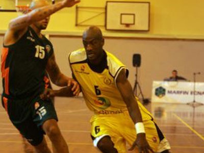 Πρώτη νίκη διά… περιπάτου για τον Ηλυσιακό