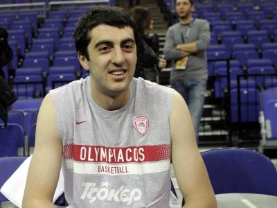 «Δεν φεύγει από τη Σαραγόσα ο Σερμαντίνι»