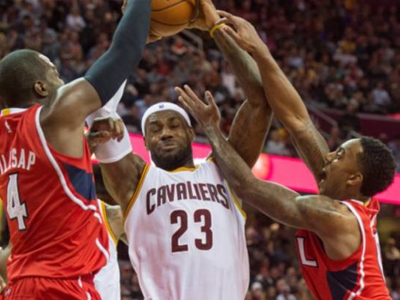 ΝΒΑ: ΛεΜπρον Τζέιμς και Ντάμιαν Λίλαρντ οι κορυφαίοι της εβδομάδας