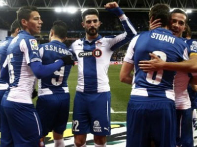 Ισπανία: Περίπατος για την Εσπανιόλ