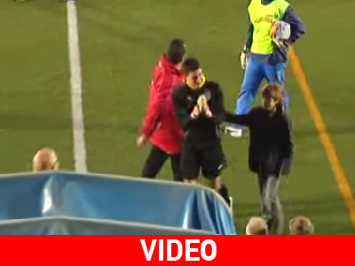 Δέχτηκε γκολ από τον αντίπαλο τερματοφύλακα και έβαλε τα κλάματα