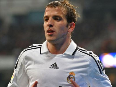 Διαψεύδει για το Αμβούργο ο Φαν ντε Φαρτ