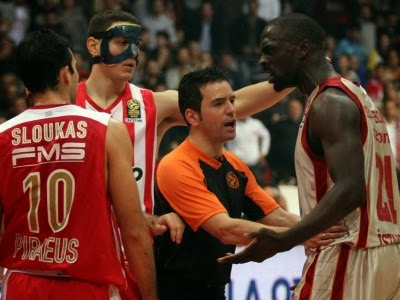 Μενσά Μπονσού: «Δεν ξέρω πώς απέτυχα στον Ολυμπιακό»