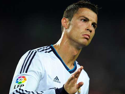 Στη μάχη κατά του ιού Έμπολα οι Ρονάλντο, Νεϊμάρ, Ντρογκμπά και Λαμ