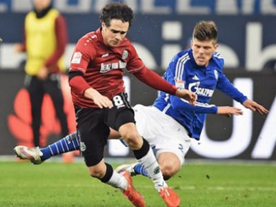 Σάλκε: Έφεση γα την «καμπάνα» στον Χούντελααρ