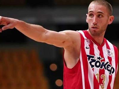 Λοτζέσκι: «Σαν να παίζουμε με την Μπαρτσελόνα»