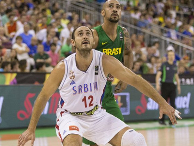 Πήρε το ντέρμπι και την πρόκριση η Βραζιλία, 81-73 τη Σερβία