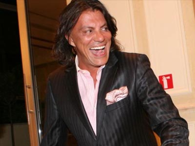 Εκλέγεται δήμαρχος στον Μαραθώνα από την πρώτη Κυριακή ο Ψινάκης