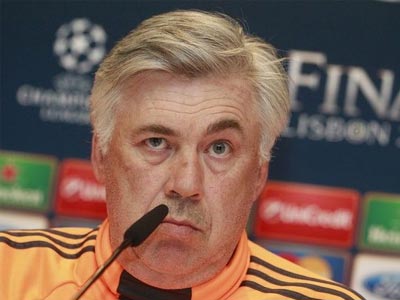 Αντσελότι: «Να παίξουμε όπως με την Μπάγερν»