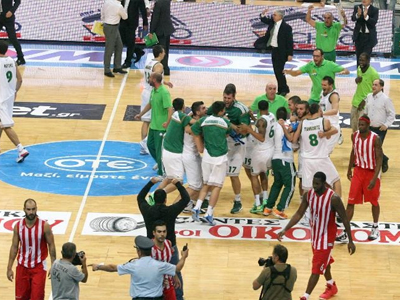 Ολυμπιακός: Πρόστιμο από τη διοίκηση για την ήττα-αποκλεισμό από τον ΠΑΟ