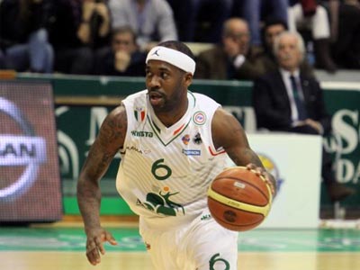 «Χτυπάει» Μπόμπι Μπράουν ο Ολυμπιακός