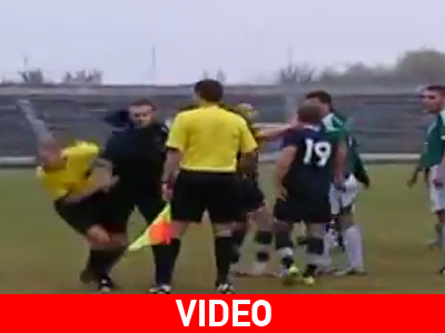 Ποδοσφαιριστής έριξε μπουνιά σε διαιτητή