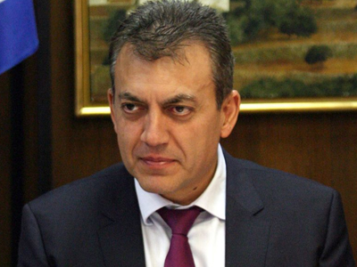 Διαψεύδει ο Βρούτσης το δημοσίευμα για «σχέδιο ξαφνικού θανάτου του ΟΑΕΔ»