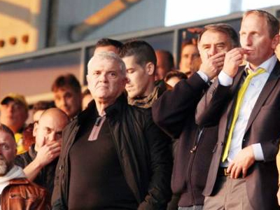 ΑΕΚ: Μοίρασε συγχαρητήρια ο Μελισσανίδης στα αποδυτήρια