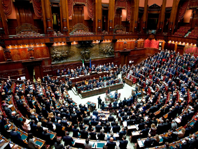 Η ιταλική βουλή ενέκρινε οριστικά τον δημόσιο προϋπολογισμό για το 2015