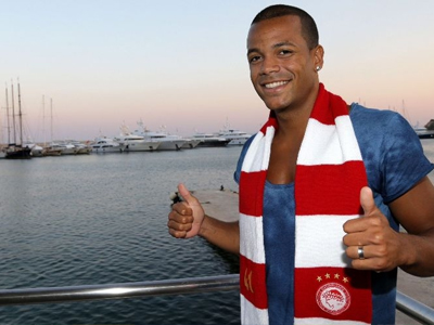 Στα «ερυθρόλευκα» και ο Ντοσεβί