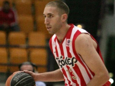 Λοτζέσκι: «Η ομάδα έχει πίεση»