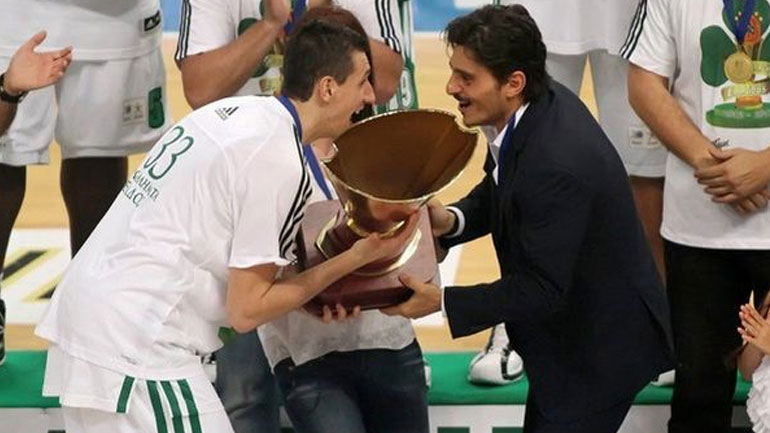 Ο Δημήτρης Γιαννακόπουλος αποθεώνει τον Δημήτρη Διαμαντίδη