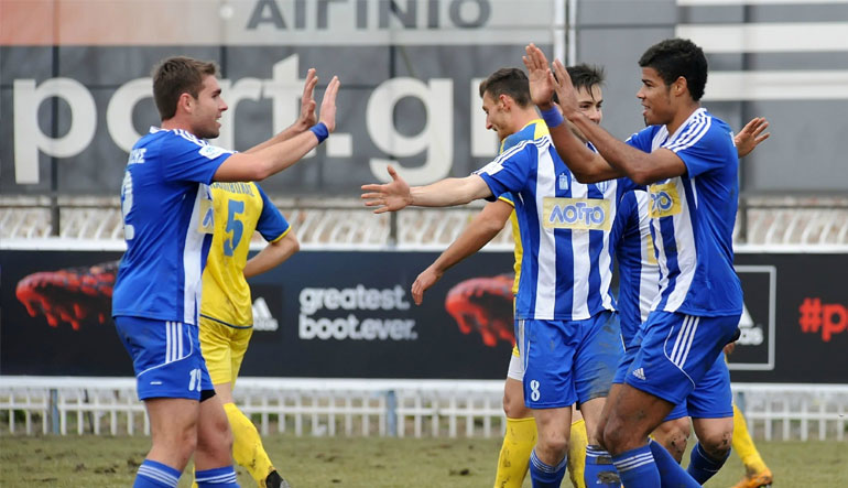 Football League: «Τρίποντο» για τον Αιγινιακό