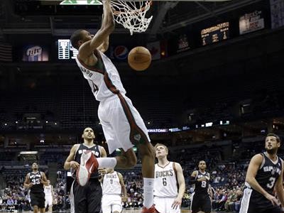 Αντετοκούνμπο: «Θέλω να παίξω στην Εθνική Ανδρών»