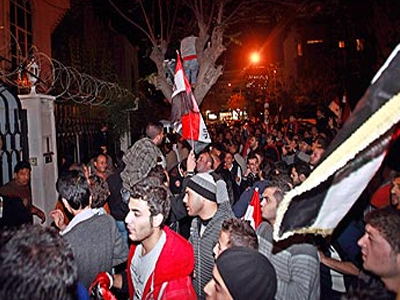 Αυστραλία: Έφοδος διαδηλωτών στην πρεσβεία της Συρίας