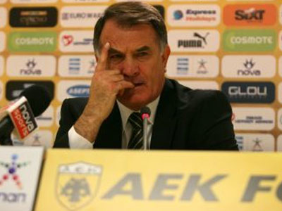Μπάγεβιτς: Δεν φεύγω από την ΑΕΚ