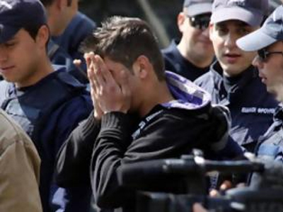 Γαλλία: Νέα κριτήρια για τη νομιμοποίηση των μεταναστών