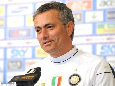 Μουρίνιο: «Στην Ίντερ ως το 2012»