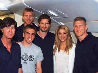 Φωτογραφήθηκε με τους Γερμανούς η Σακίρα