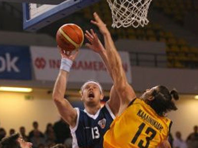 Με το… δεξί τα Τρίκαλα, 94-86 την ΑΕΚ