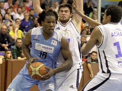 Κολοσσός: Ανανέωσε ο Όσμπι