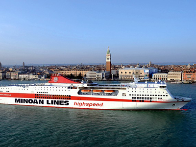 Πρωτιά για την Minoan Lines Πρωτιά για την Minoan Lines