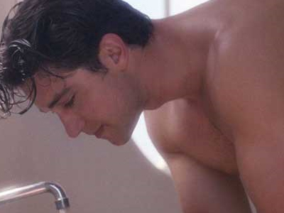 Η περιτομή μειώνει τον κίνδυνο HIV μόλυνσης