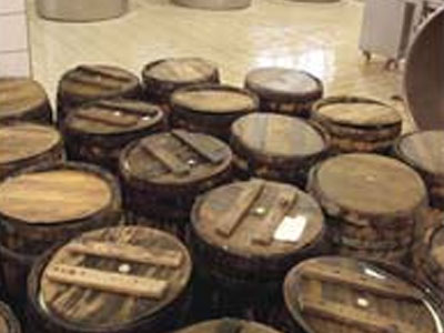 Έκρυβαν το χασίς σε δοχεία για τυρί!