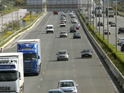 Διακοπή κυκλοφορίας στην Ε.Ο. Αθηνών – Λαμίας Διακοπή κυκλοφορίας στην Ε.Ο. Αθηνών – Λαμίας