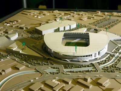 «Πράσινο φως» στο γήπεδο, «κόκκινο» στο εμπορικό κέντρο