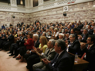 Από δύο χωριά – χωριάτες στο ΠΑΣΟΚ