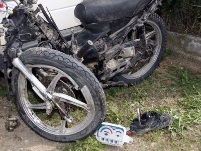 Τον χτύπησαν και τον εγκατέλειψαν