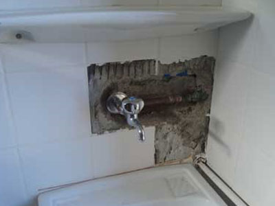 «Βομβαρδισμένο τοπίο» μετά την κατάληψη