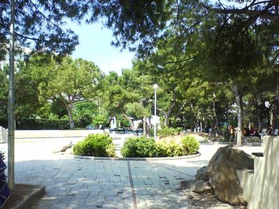 Πλημμύρισε η πλατεία της Νέας Κηφισιάς