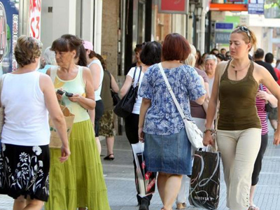 Σύντομα η απόφαση για το άνοιγμα καταστημάτων τις Κυριακές