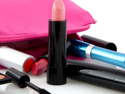 Καλλυντικά: Πόσο αντέχουν; Καλλυντικά: Πόσο αντέχουν;