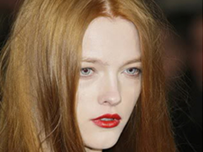 Κόκκινα φλογερά χείλη