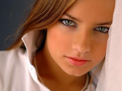 Κονσίλερ: Πώς θα διαλέξετε την σωστή απόχρωση!