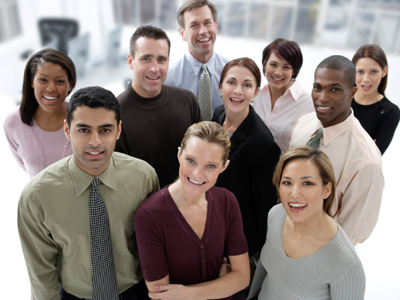 Οι συνάδελφοι του γραφείου κάνουν δουλειά