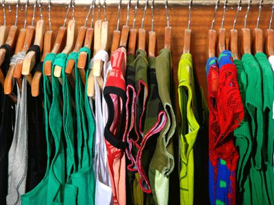 Ανταλλάξτε τα παλιά σας ρούχα με καινούργια!