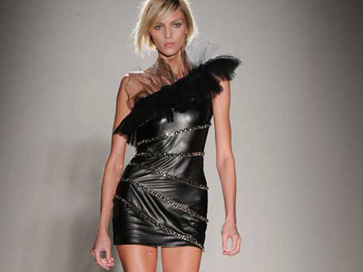 Μόδα: τάση δερμάτινα φθινόπωρο – χειμώνας 2010!